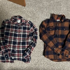 2 iron and resin flannels (size M mens)